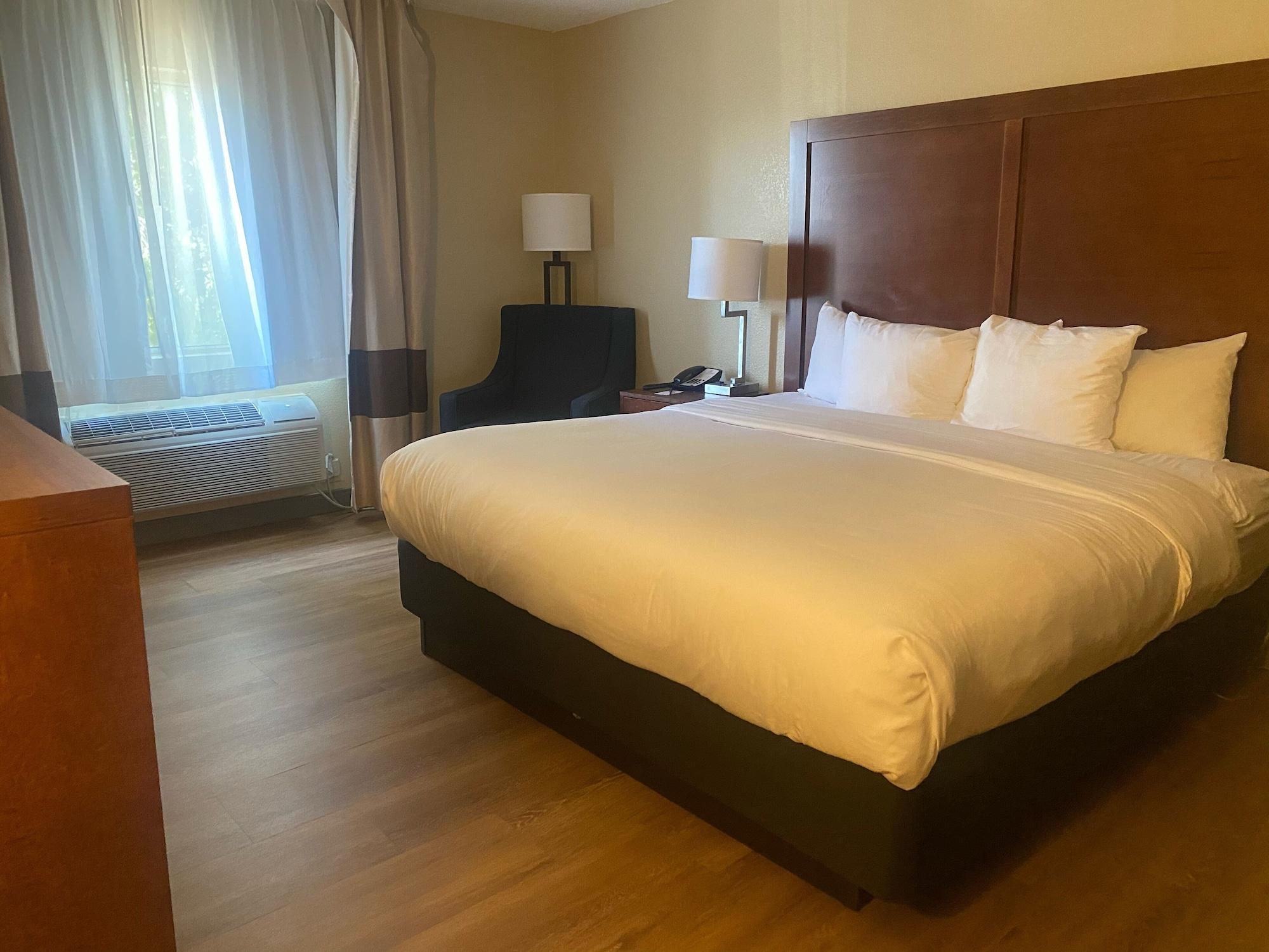 Comfort Inn & Suites Phoenix North - Deer Valley Exteriér fotografie