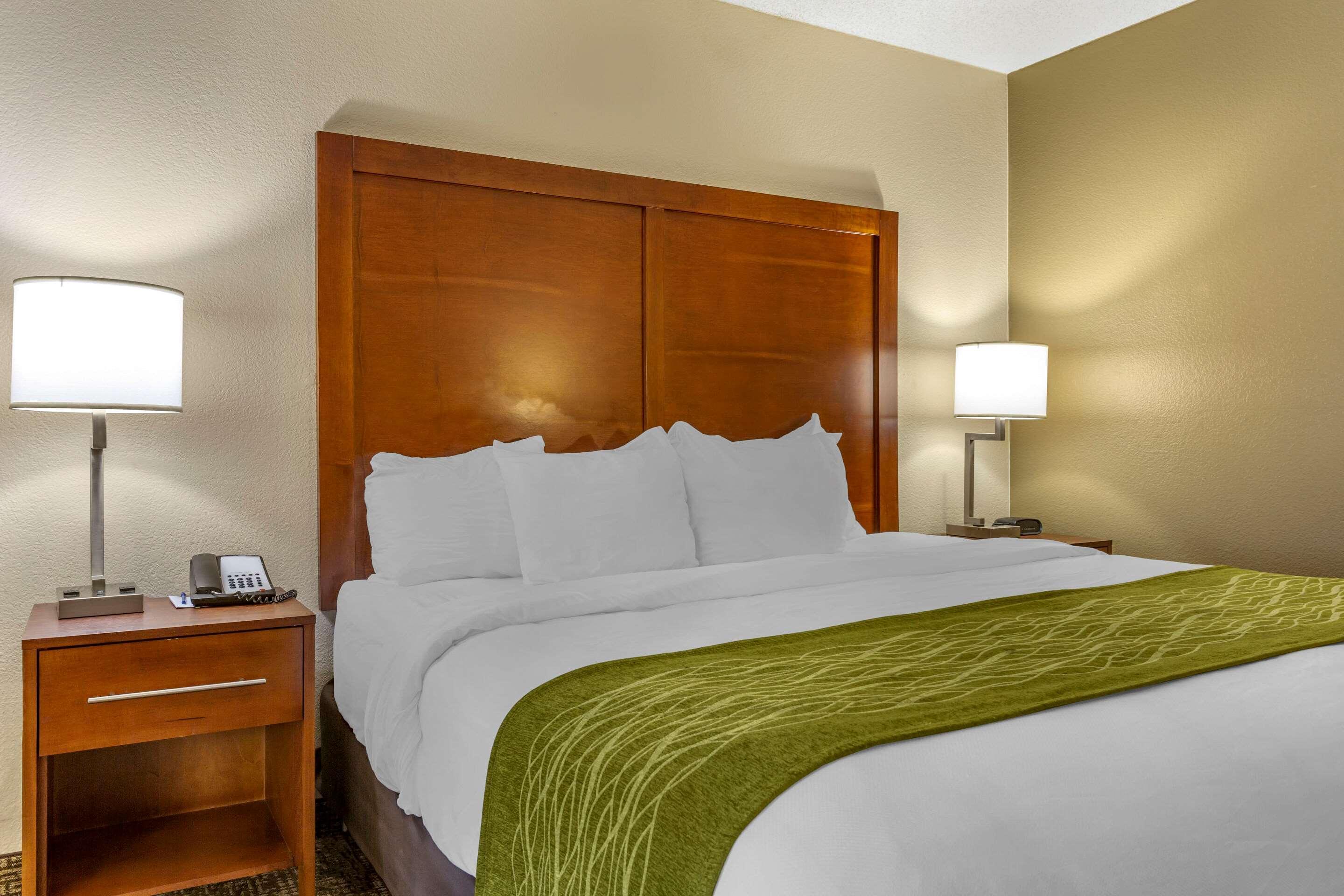 Comfort Inn & Suites Phoenix North - Deer Valley Exteriér fotografie