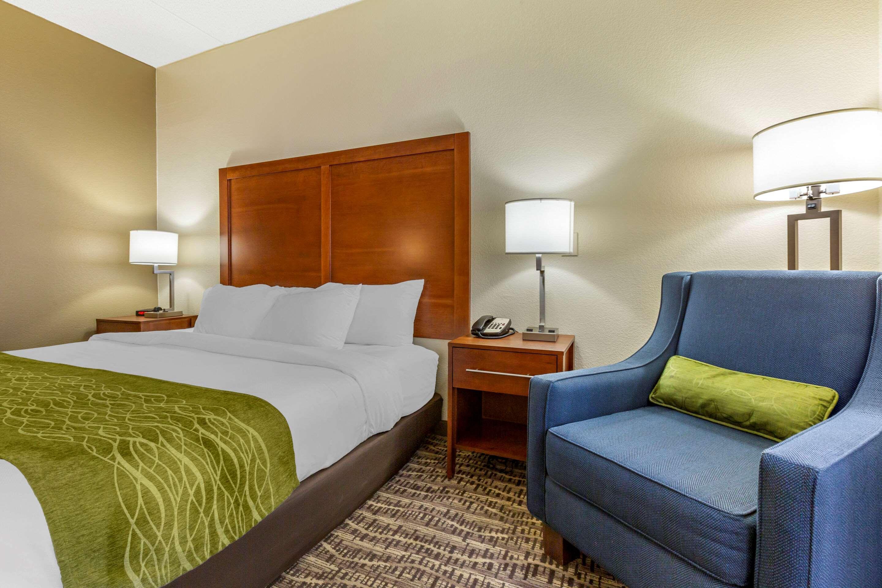 Comfort Inn & Suites Phoenix North - Deer Valley Exteriér fotografie