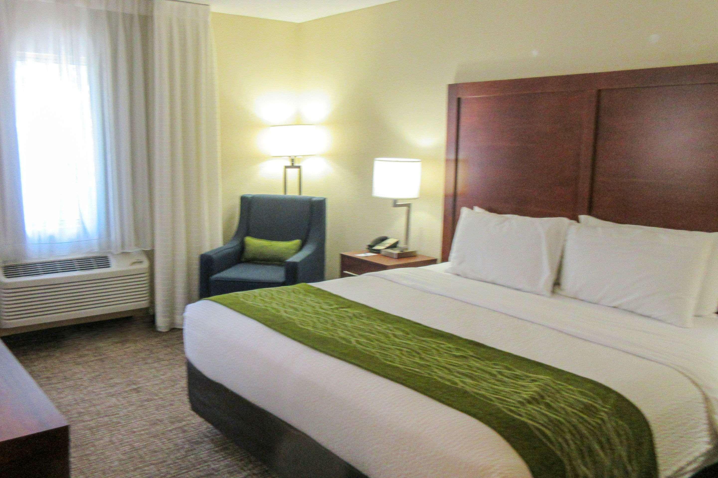 Comfort Inn & Suites Phoenix North - Deer Valley Exteriér fotografie