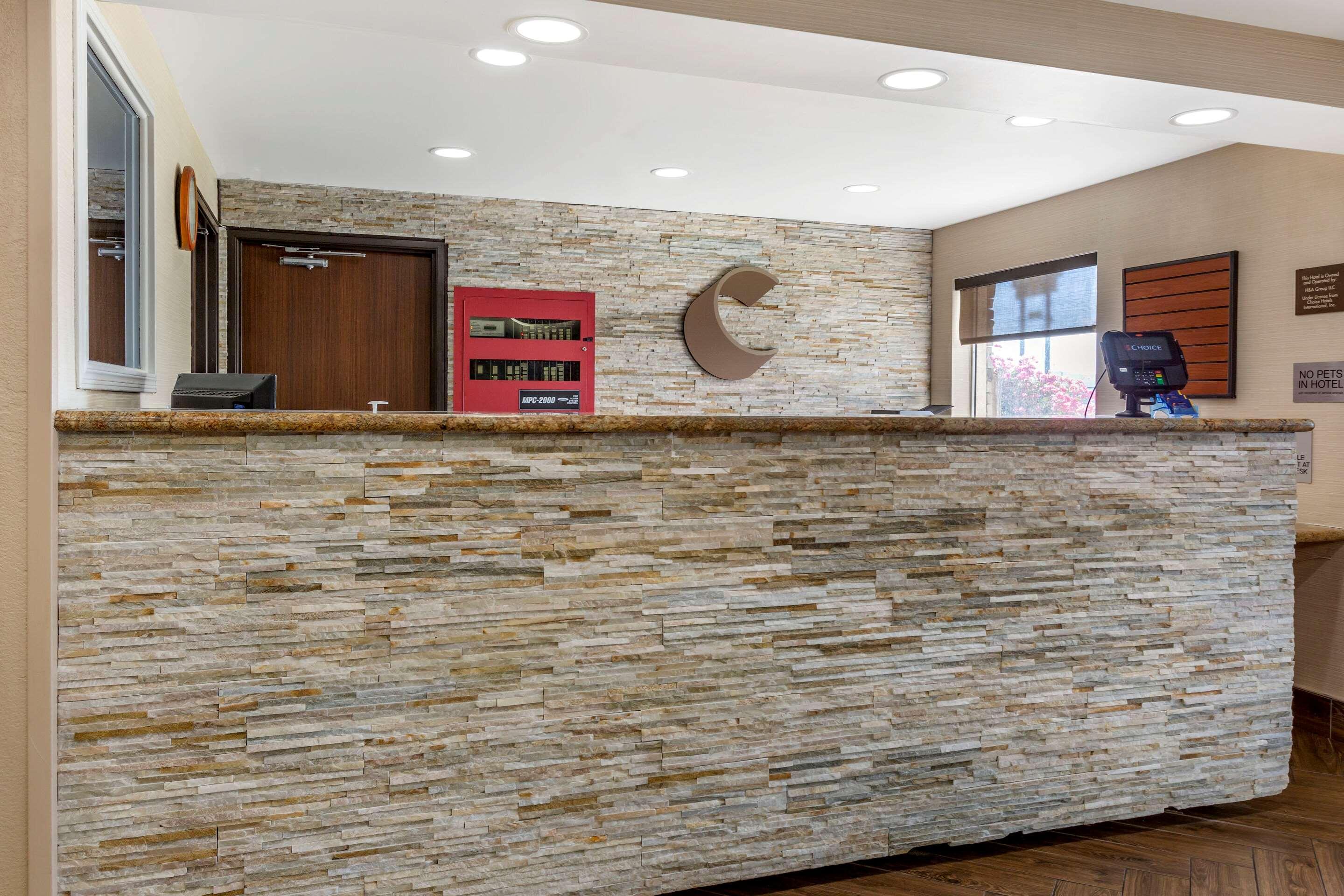 Comfort Inn & Suites Phoenix North - Deer Valley Exteriér fotografie