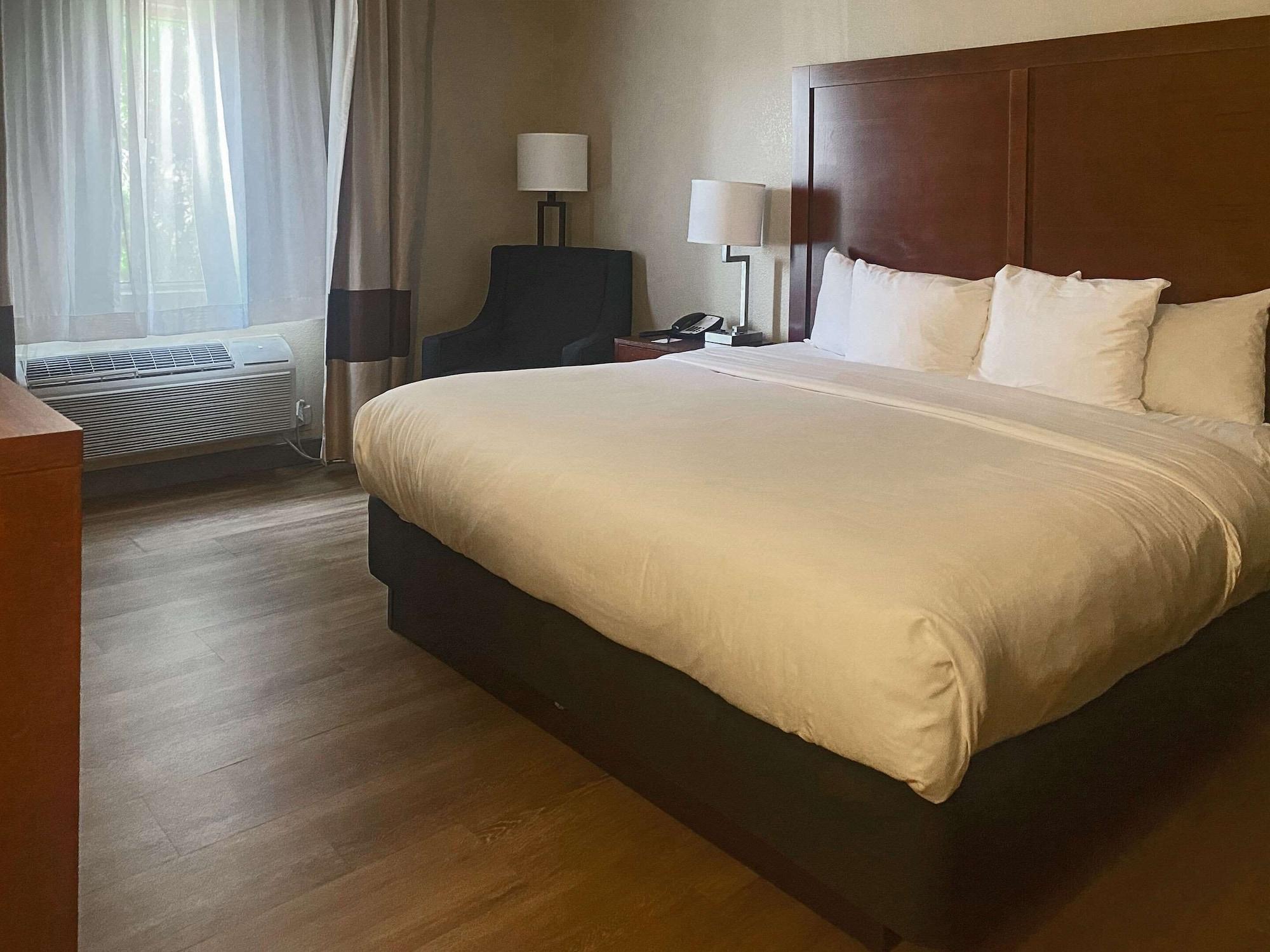 Comfort Inn & Suites Phoenix North - Deer Valley Exteriér fotografie